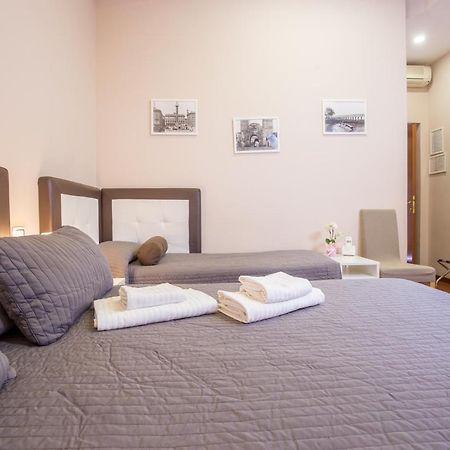Azzurra Rooms โรม ภายนอก รูปภาพ