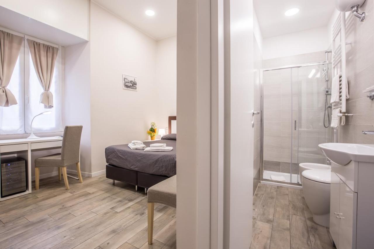 Azzurra Rooms โรม ภายนอก รูปภาพ