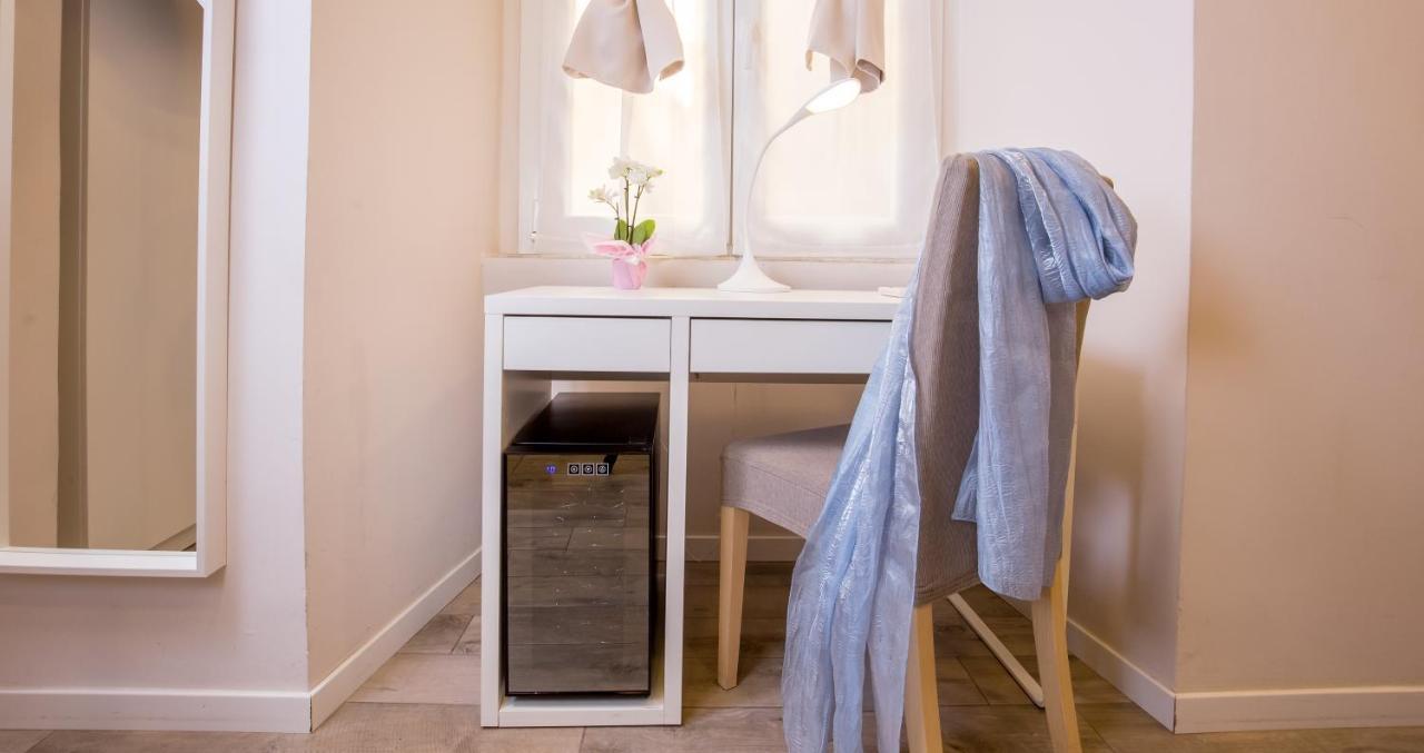 Azzurra Rooms โรม ภายนอก รูปภาพ