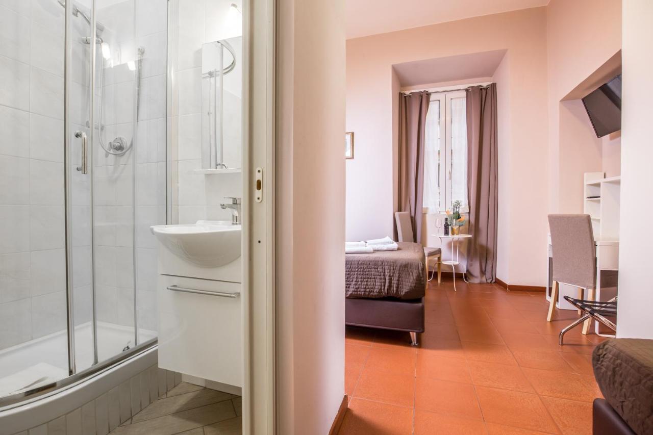 Azzurra Rooms โรม ภายนอก รูปภาพ