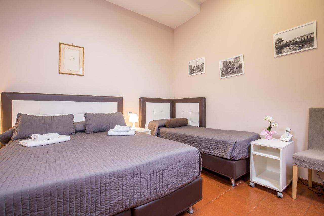 Azzurra Rooms โรม ภายนอก รูปภาพ