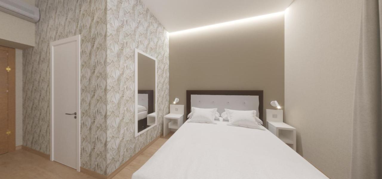 Azzurra Rooms โรม ภายนอก รูปภาพ