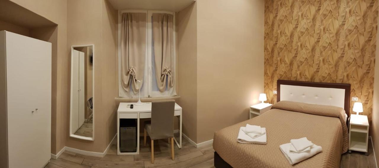 Azzurra Rooms โรม ภายนอก รูปภาพ